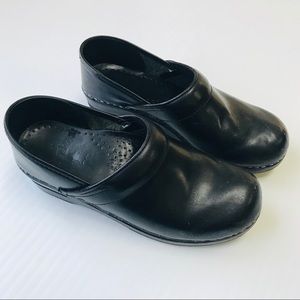 Dansko Classic Clog - Black